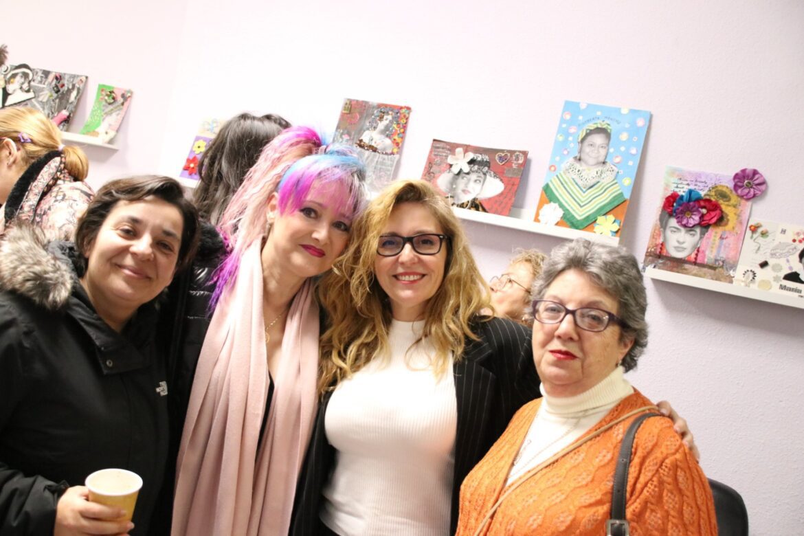 La concejala de la Mujer despidió los cursos litetarios